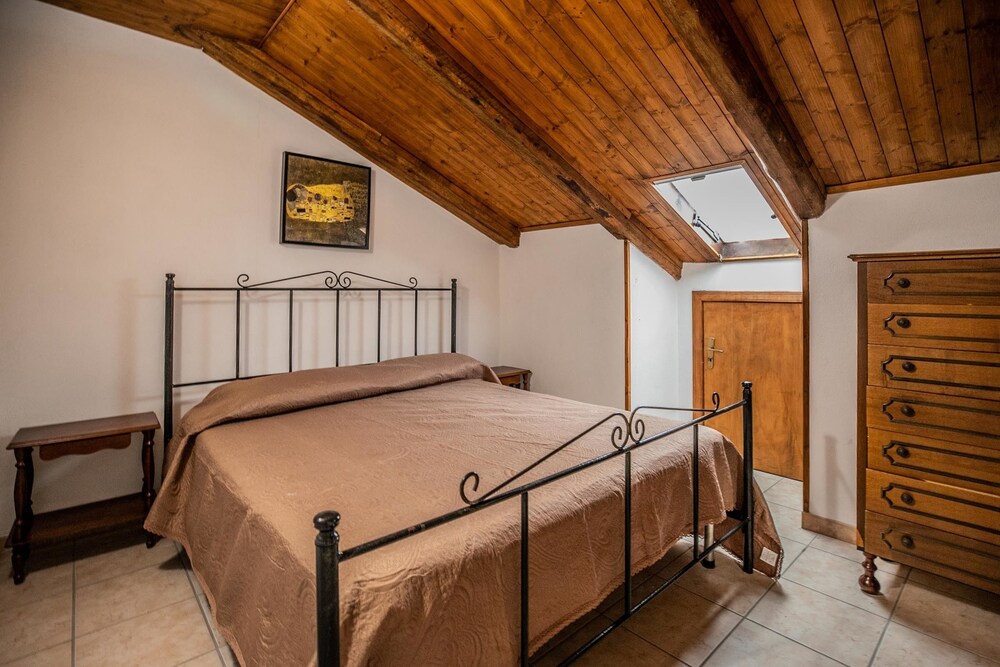 Paolino Housing view 5
