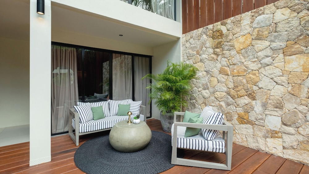 Villa Dreamora by Villa Finder