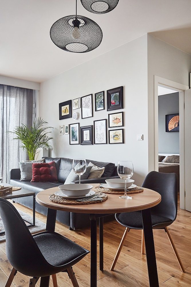 Apartment Rydygiera by Renters view 2