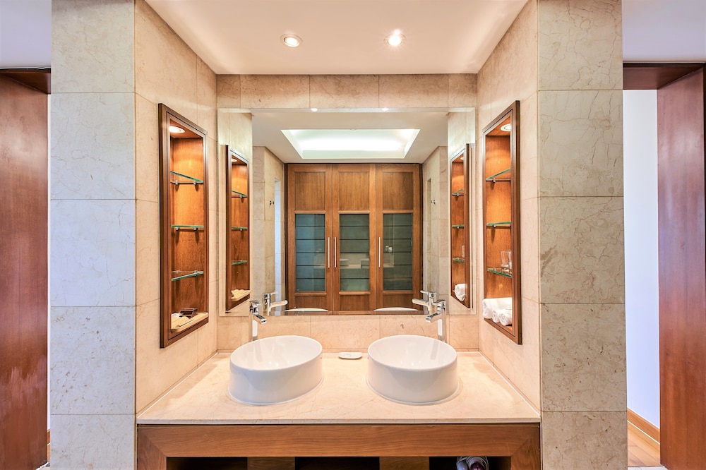 Ocean Luxury Villas Danang