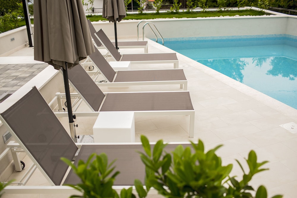 Apartments Bago