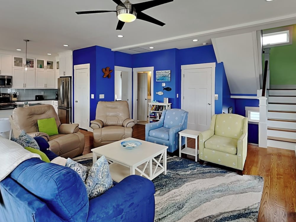 Shore Sounds Fun by Topsail Realty