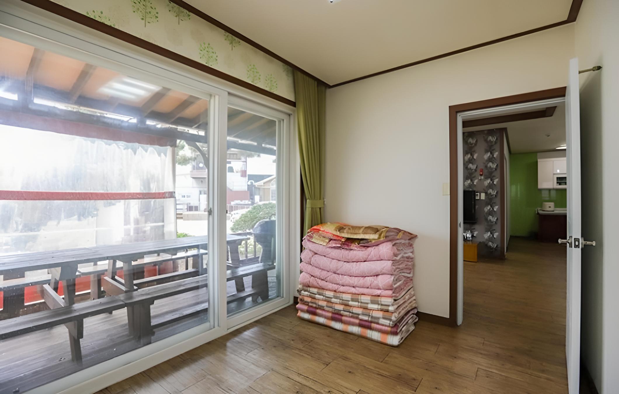 Eulwangri Ocean Sky Pension view 2
