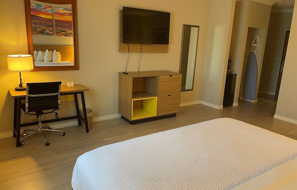Days Inn by Wyndham Copperas Cove view 4