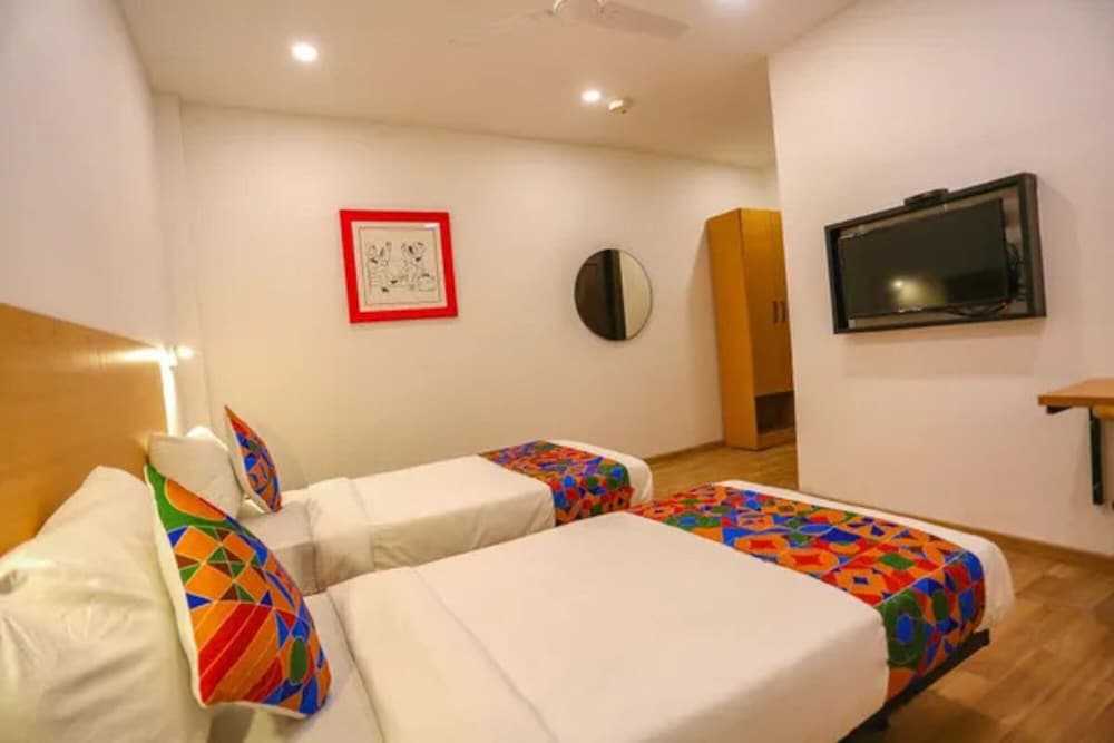 Fabhotel Orchid Blu