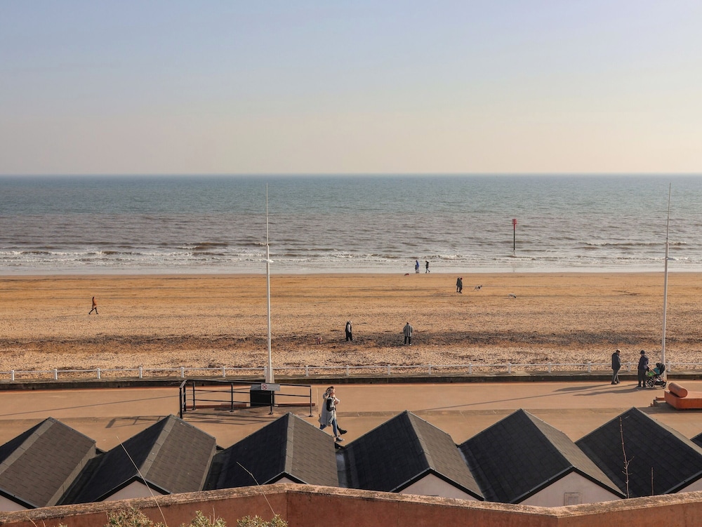 Sunny South Shore