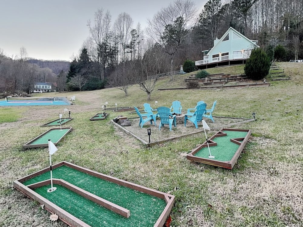 Pickleball Paradise in the Smokies