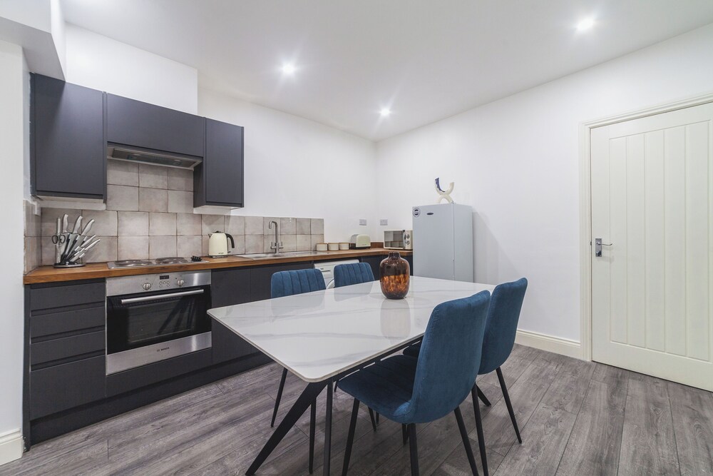 The Cricklewood Collection
