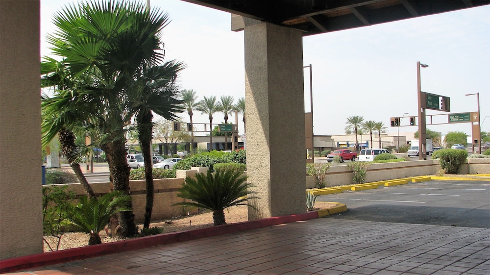 Motel 6 Tempe, AZ – Elliot Road