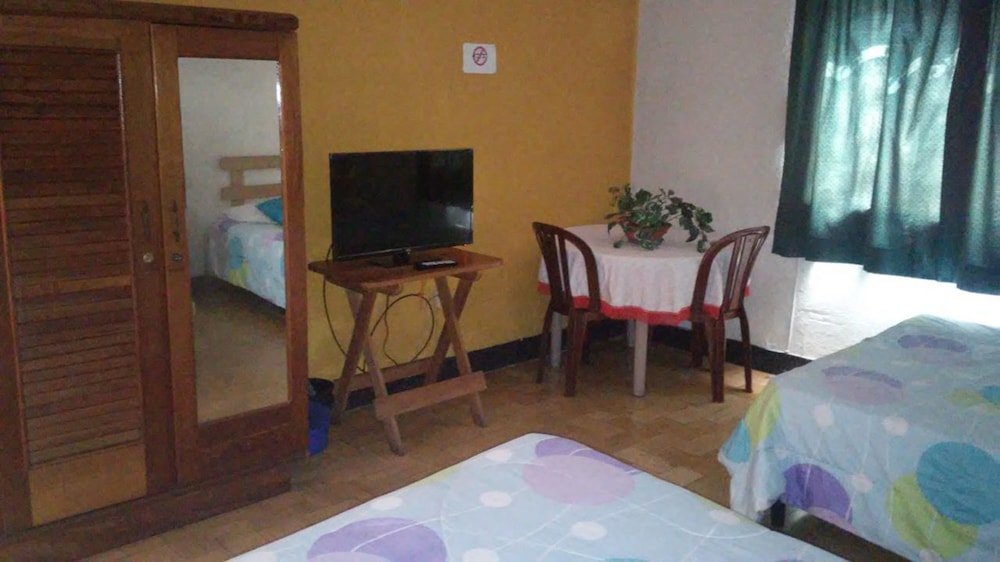 Hotel Mi casa Guatemala view 3