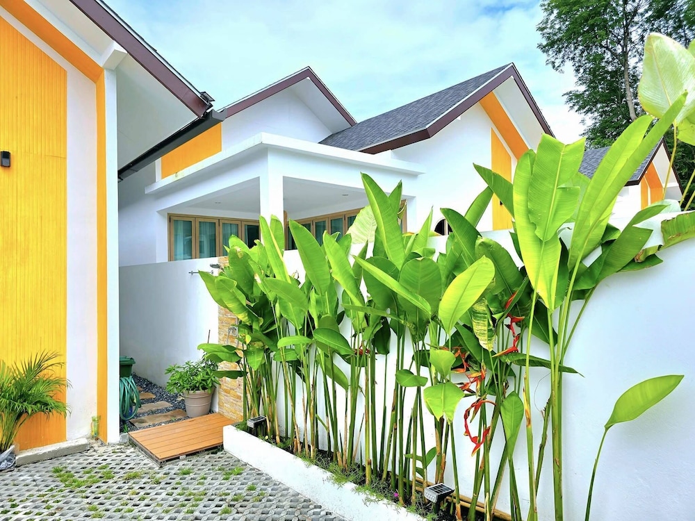 Lux Sila Pool Villa 3 Bedrooms 4 Beds