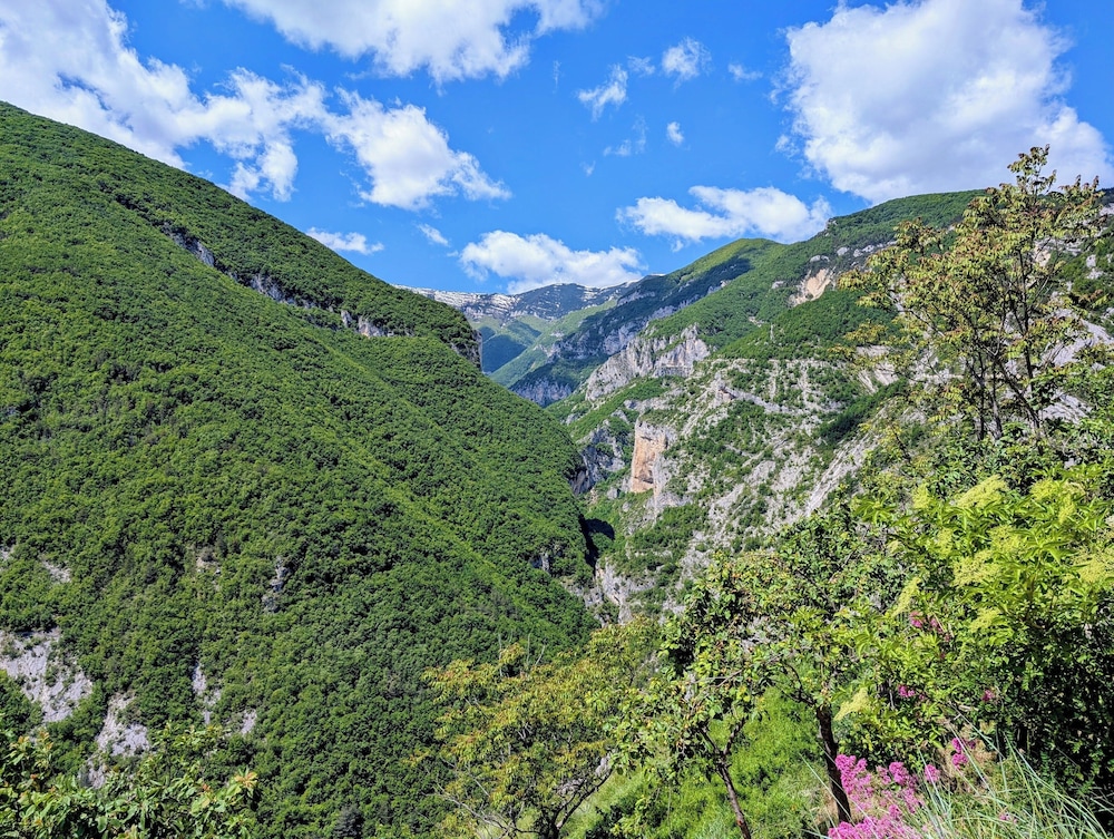 Casa Avella Mountain Retreat