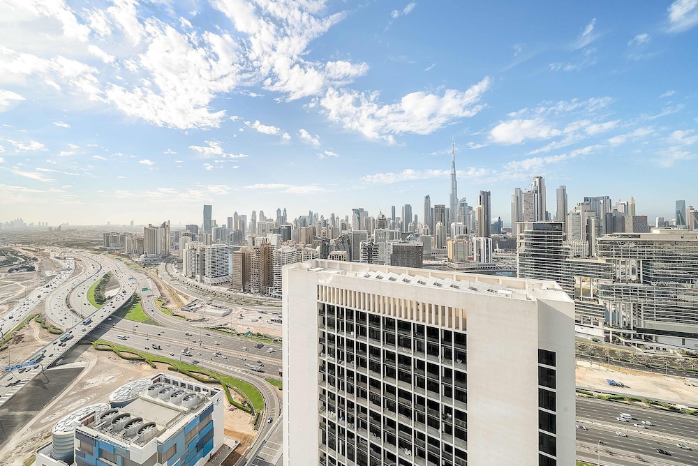 Elegant 1BR With Panoramic Views on Burj Khalifa