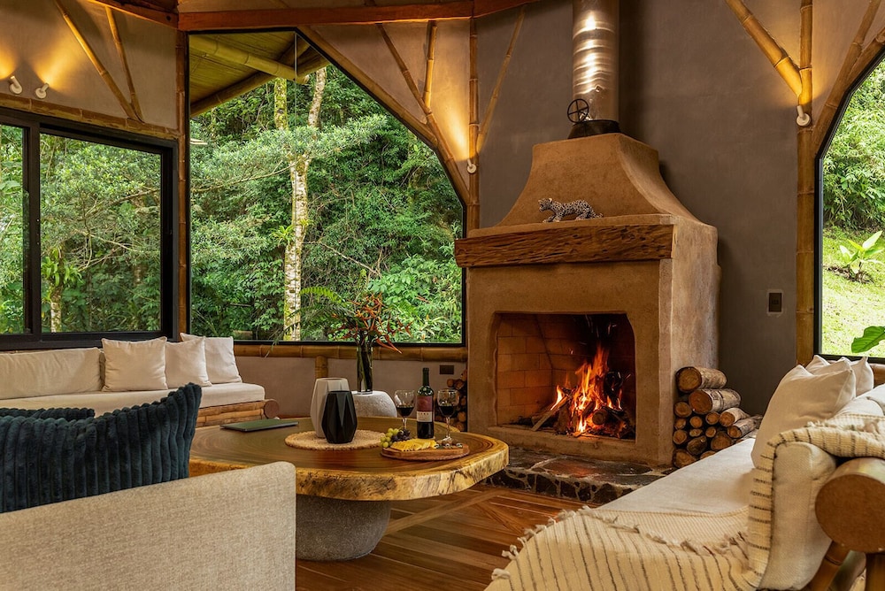 El Tigre Hideaway