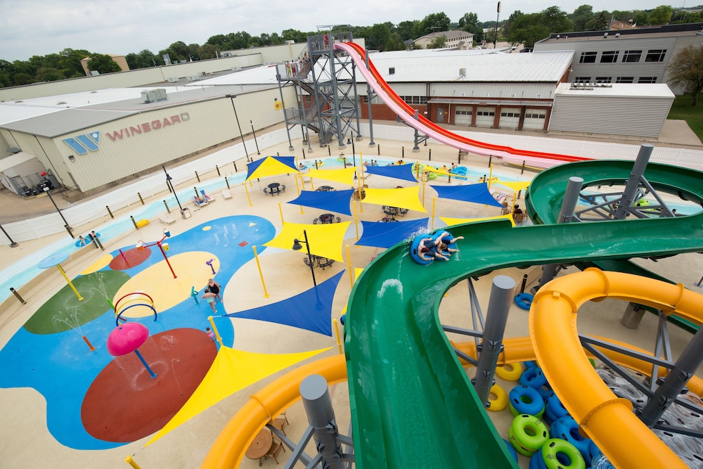 Burlington Vacations - Fun City Resort Hotel - Property Image 42