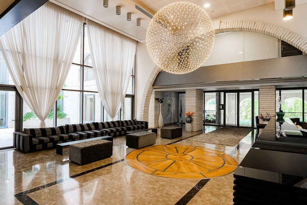 HARAV KUK RESIDENCE view 4
