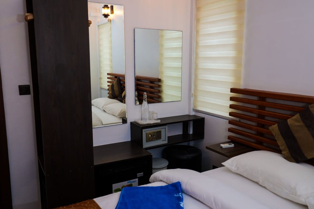 Palm Residence