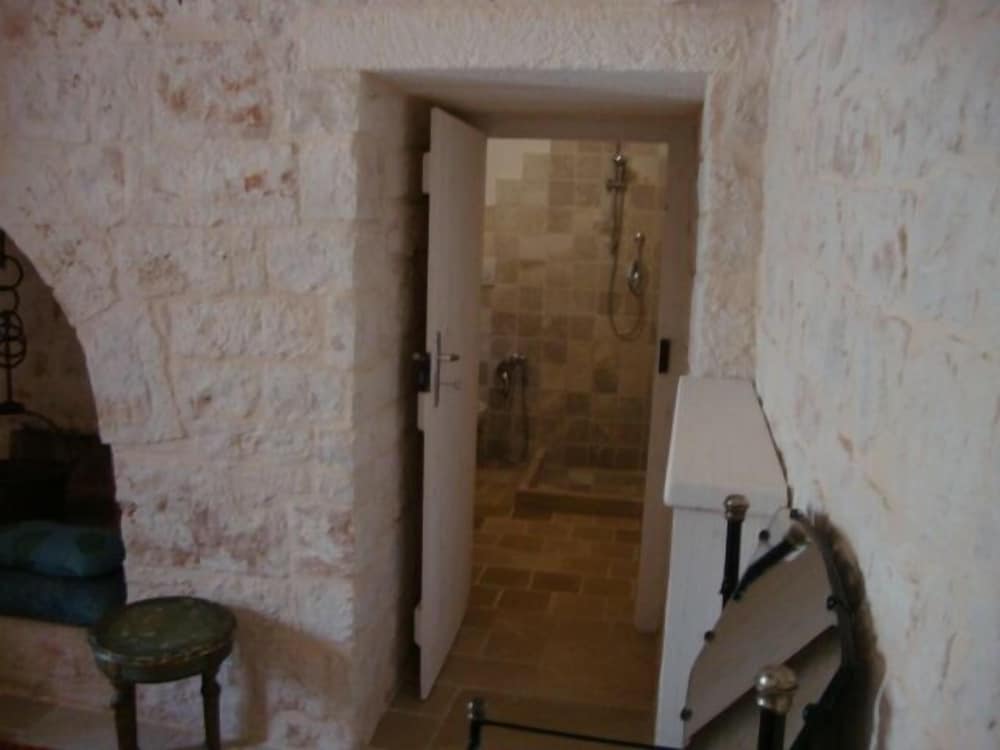 Photo 48
