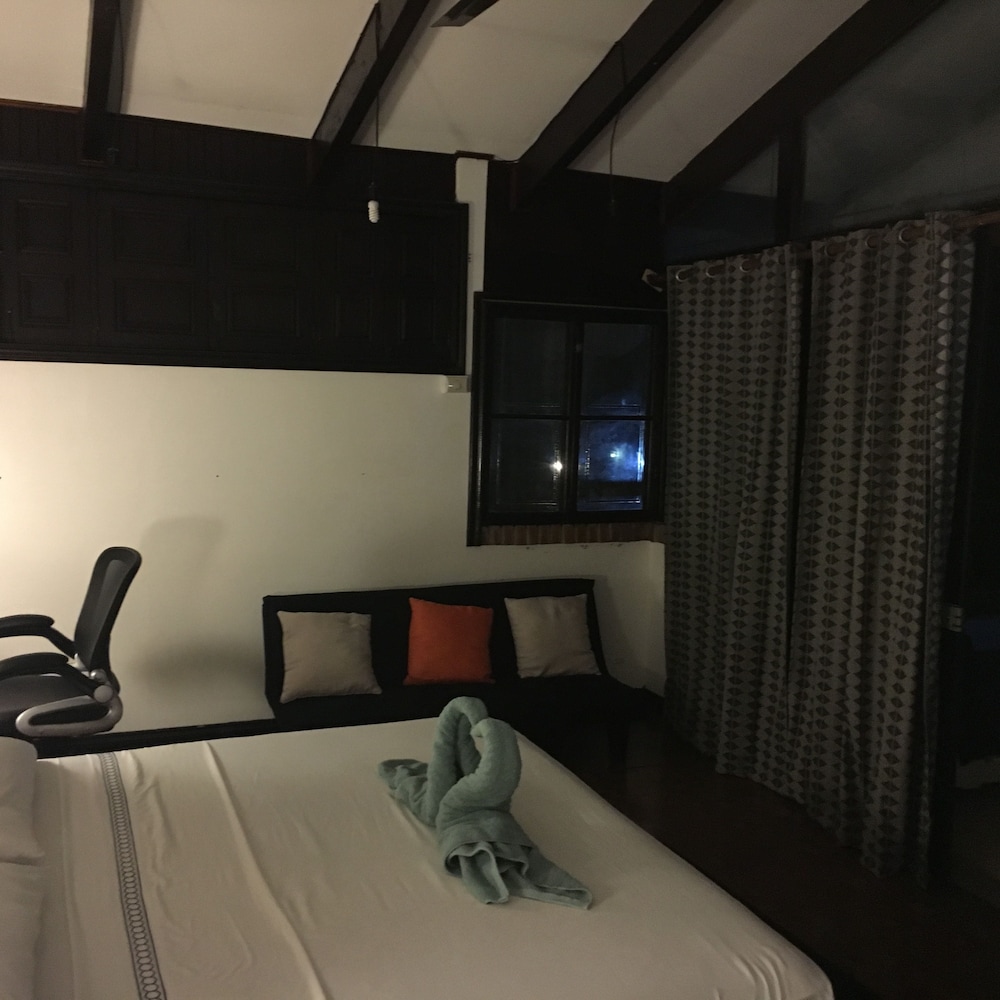 TripOn 2 - Hostel - Adults Only