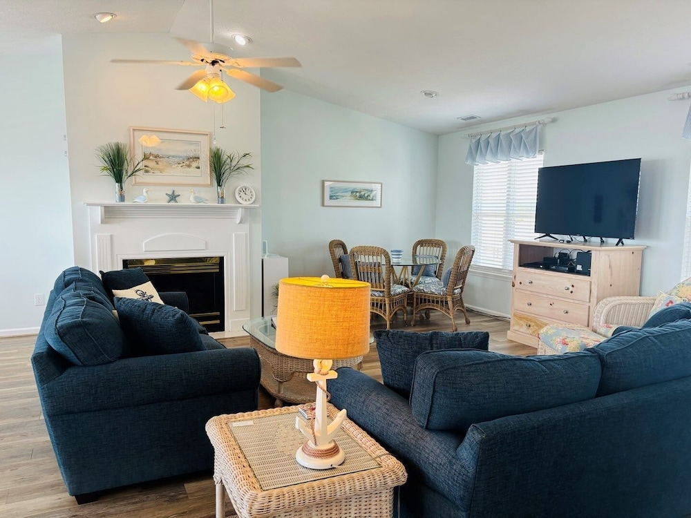 Seascape - 3 Br Home