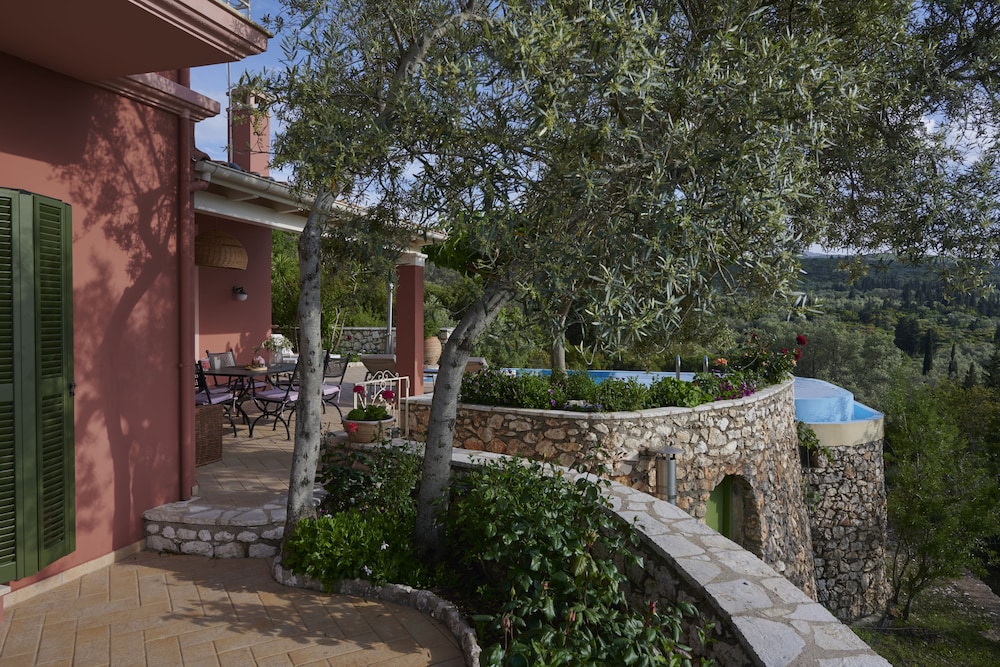 Art Blue Villas