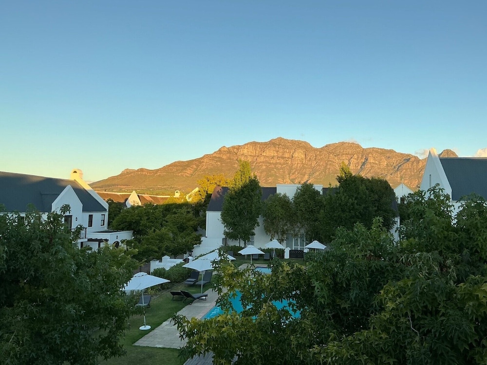 Winelands Golf Lodges at De Zalze