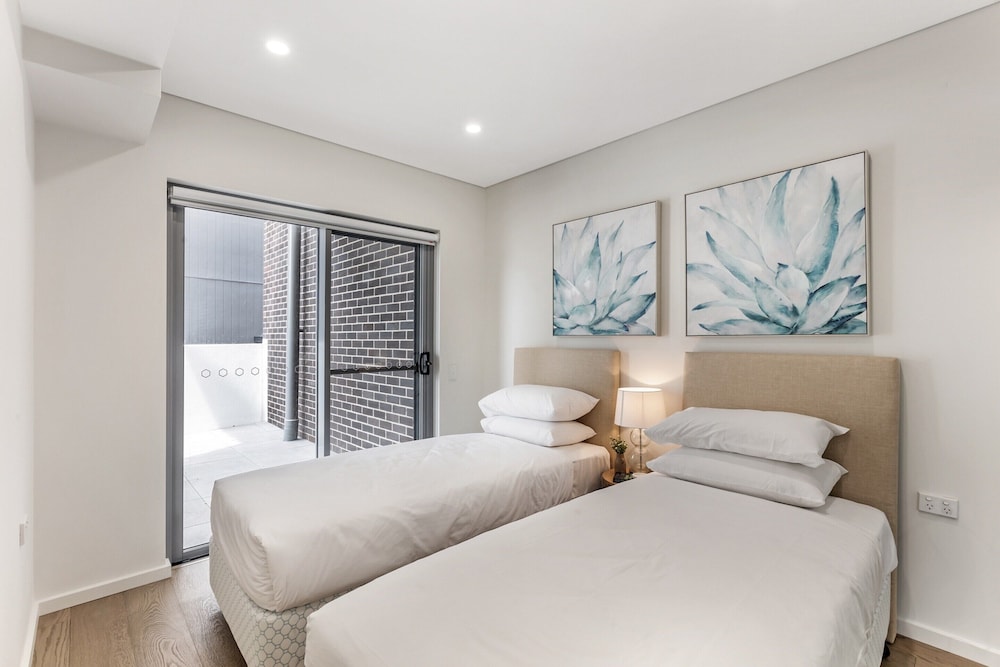 Pristine 3-bed Kiama Unit With Courtyard