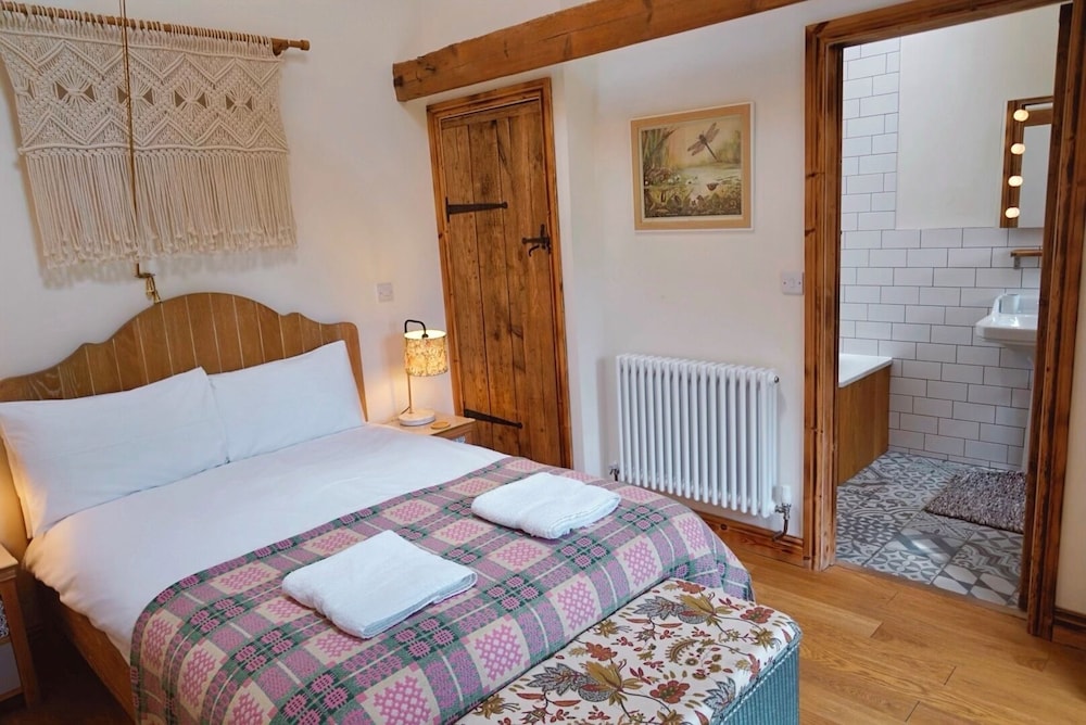 Nest Holiday Hideaway Wren Cottage Stunning Area! view 3