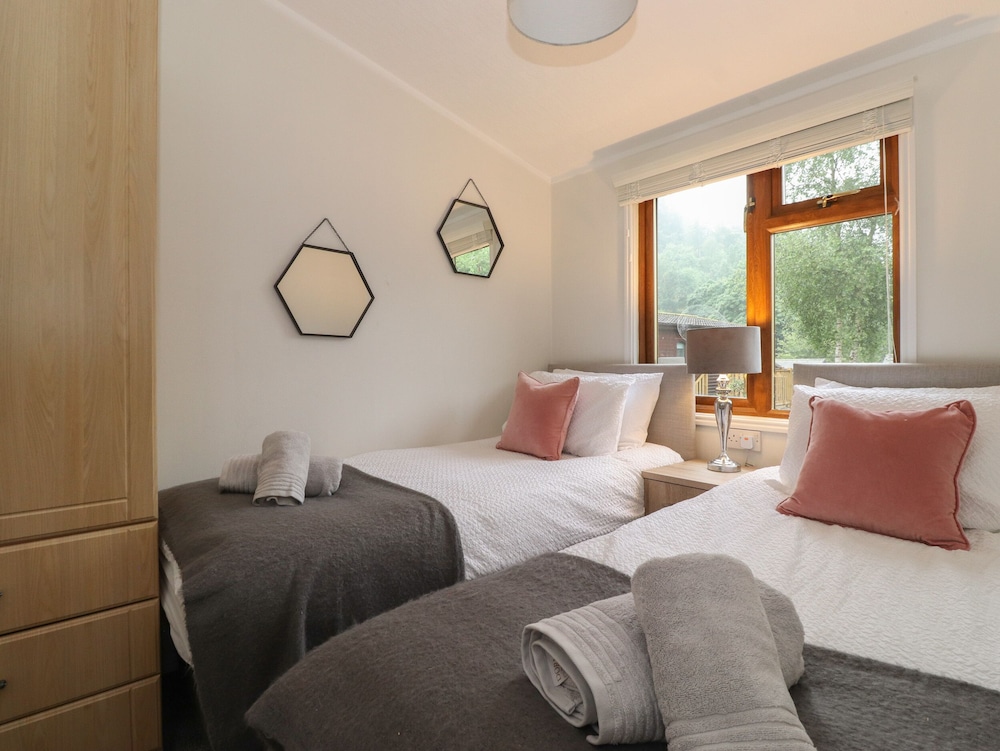 Jacmar Lodge