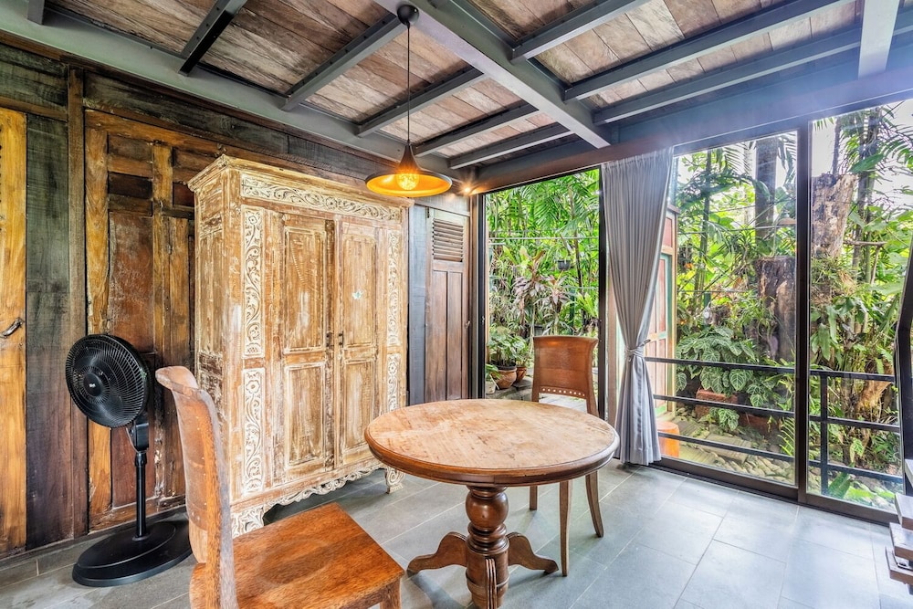 Your Dream Waterfront Villa