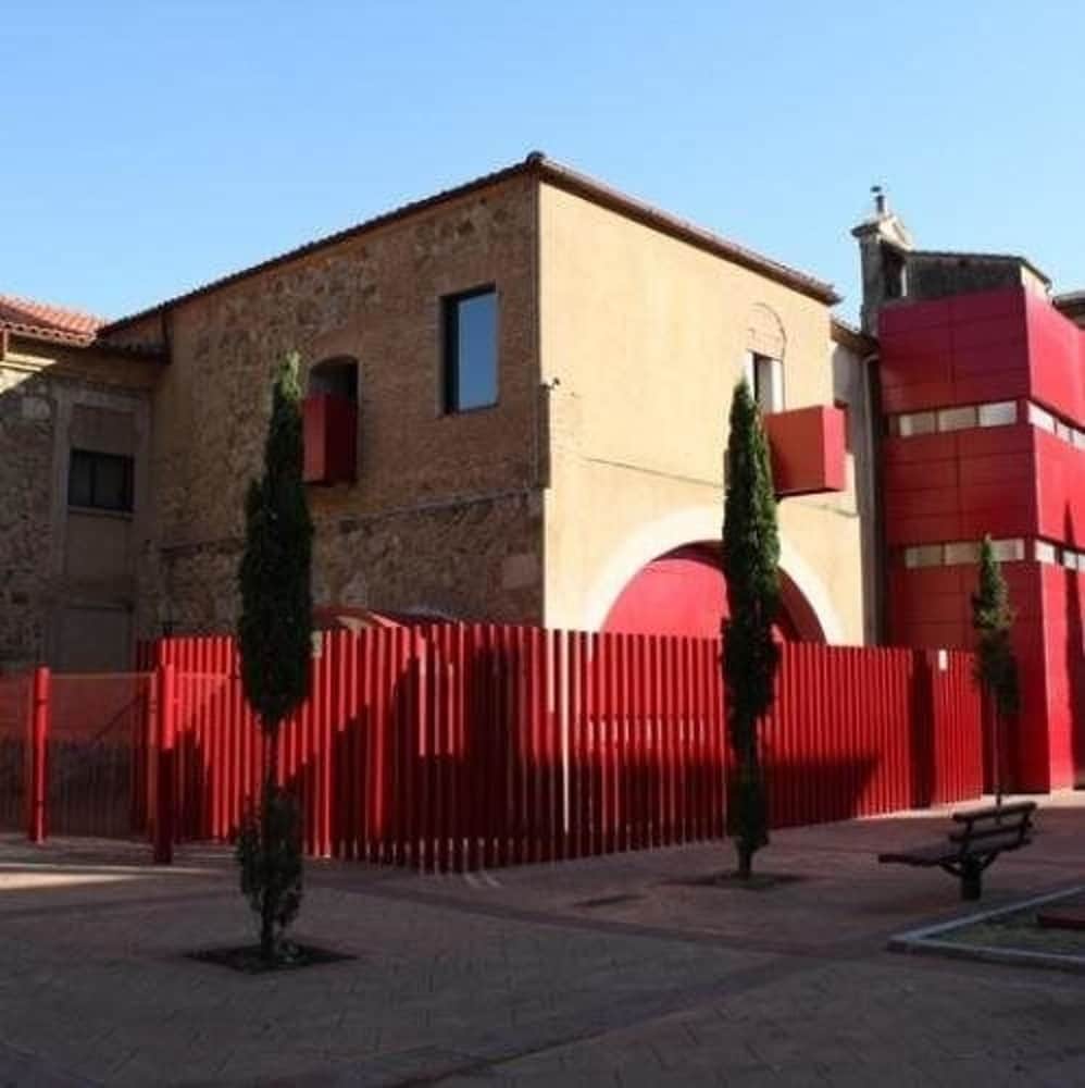 Albergue Santa Ana - Hostel