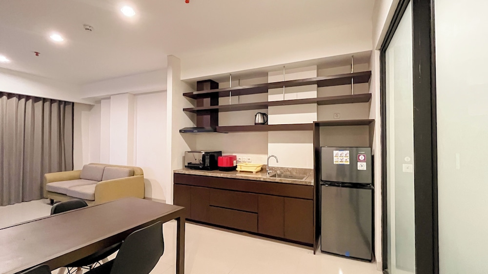 Modern And Stylish 2Br (No Kitchen) Apartment At Skales Residence Nusa Dua Bali