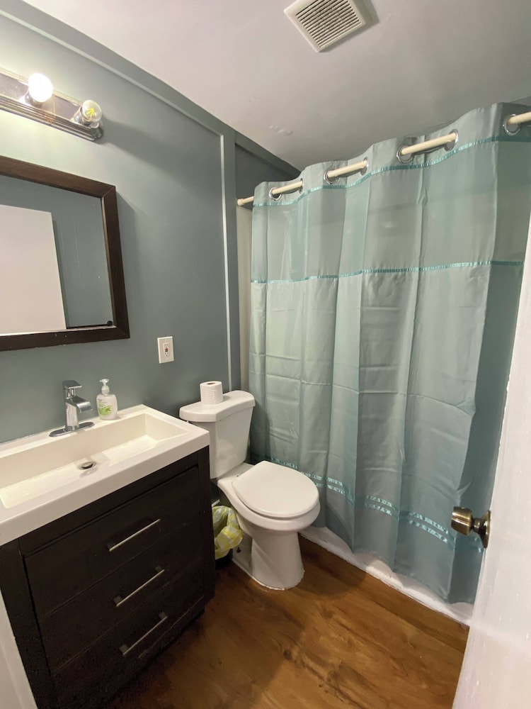 23 B ST Apartments