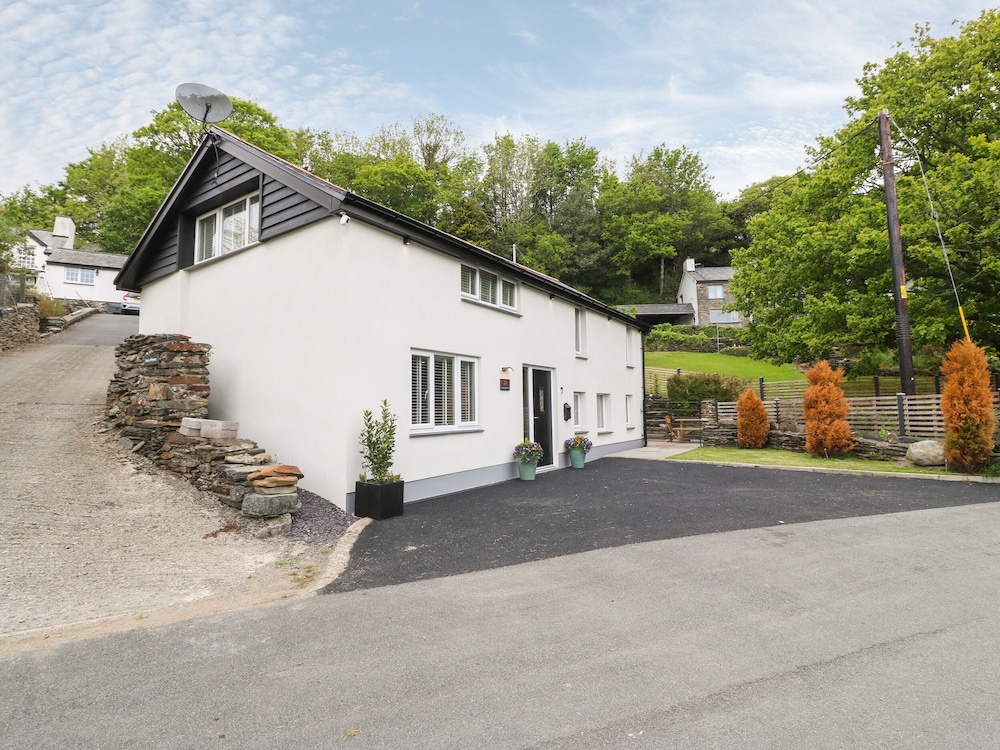 Bwthyn Bach Gwyn