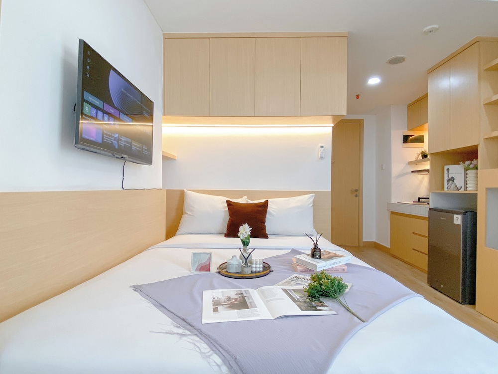 Simply Studio Apartment At Pollux Chadstone
