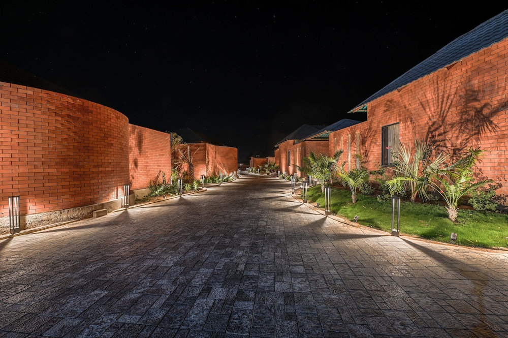 The Bhagwati Cottage & Villa