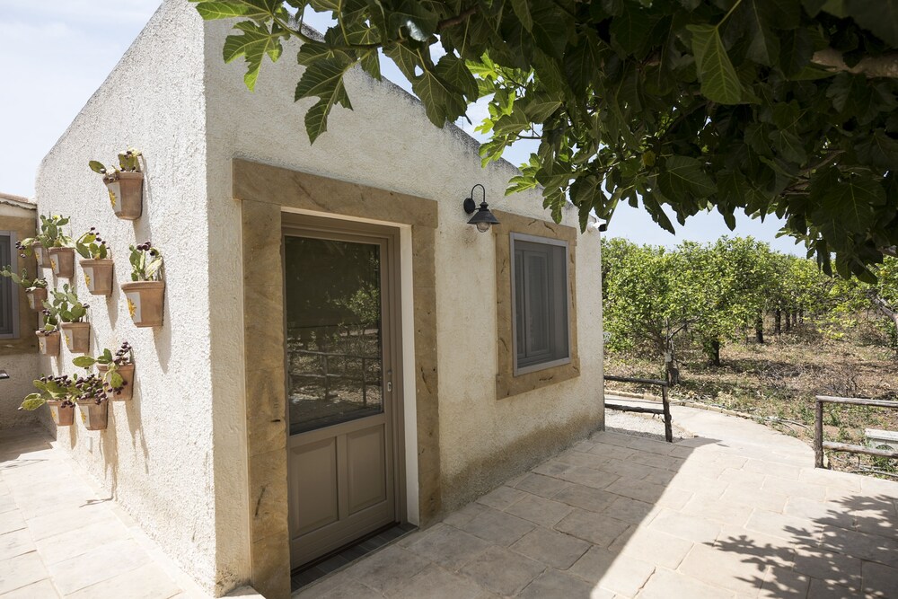 Baglio Siciliamo Country House Adult Only