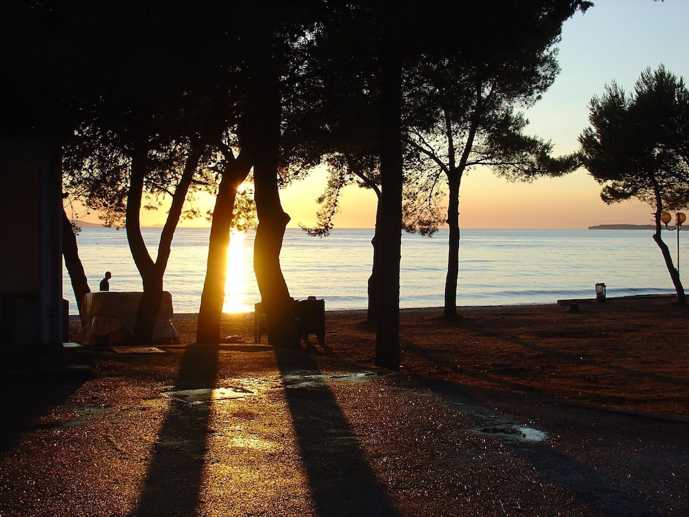 Kata - Modern & Close to the Beach - A2 view 4