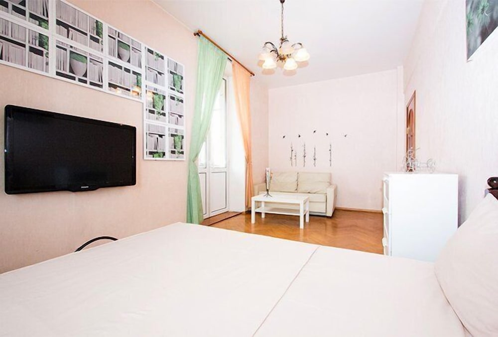 Apartlux on Karetnyy Ryad