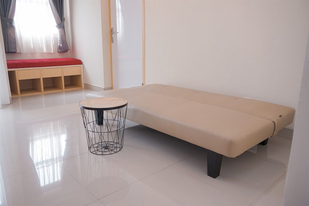 Combined and Spacious 1BR Apartment at Parkland Avenue