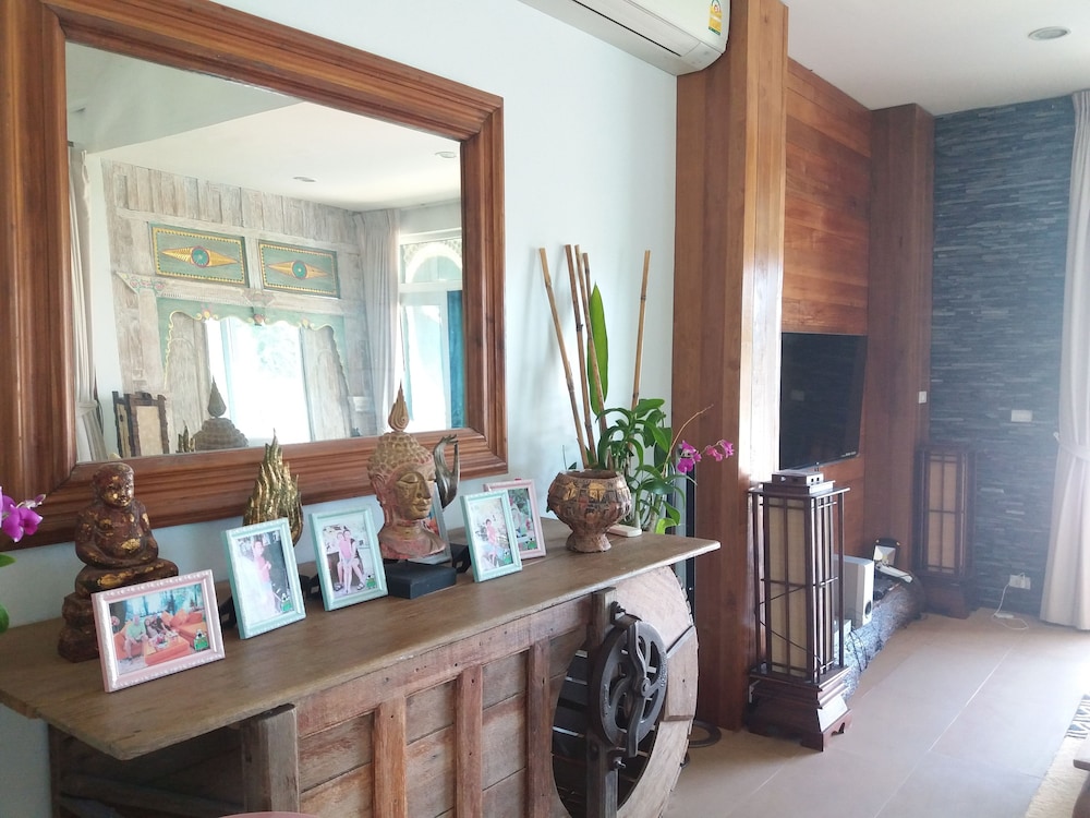 Mountain View Pool Villa Nakhonnayok