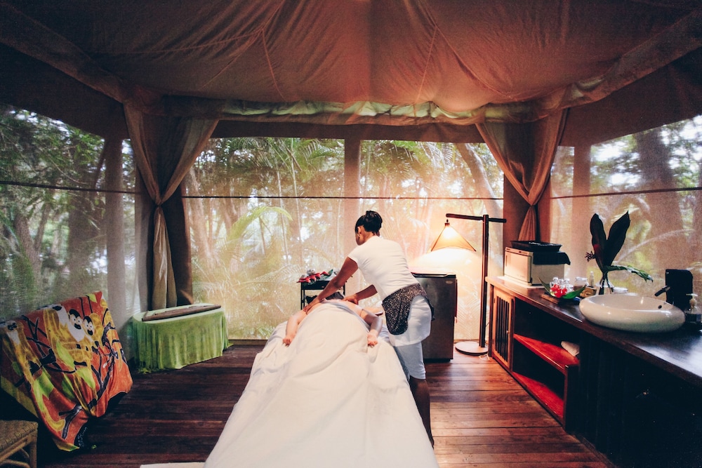 Ylang Ylang Beach Resort