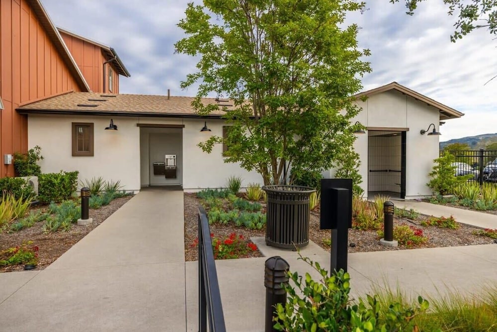 @marbella Lane -amazing 5BR Home in Rancho Mission