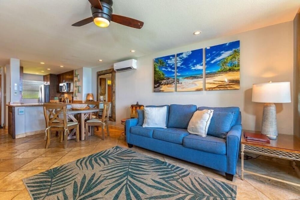 Royal Mauian, #114 2 Bedroom Condo by RedAwning view 3