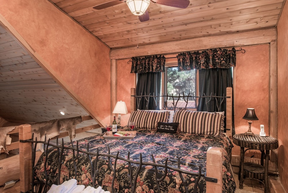 Bear Foot Lodge view 2