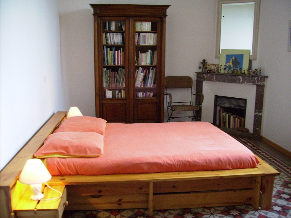 Photo 9