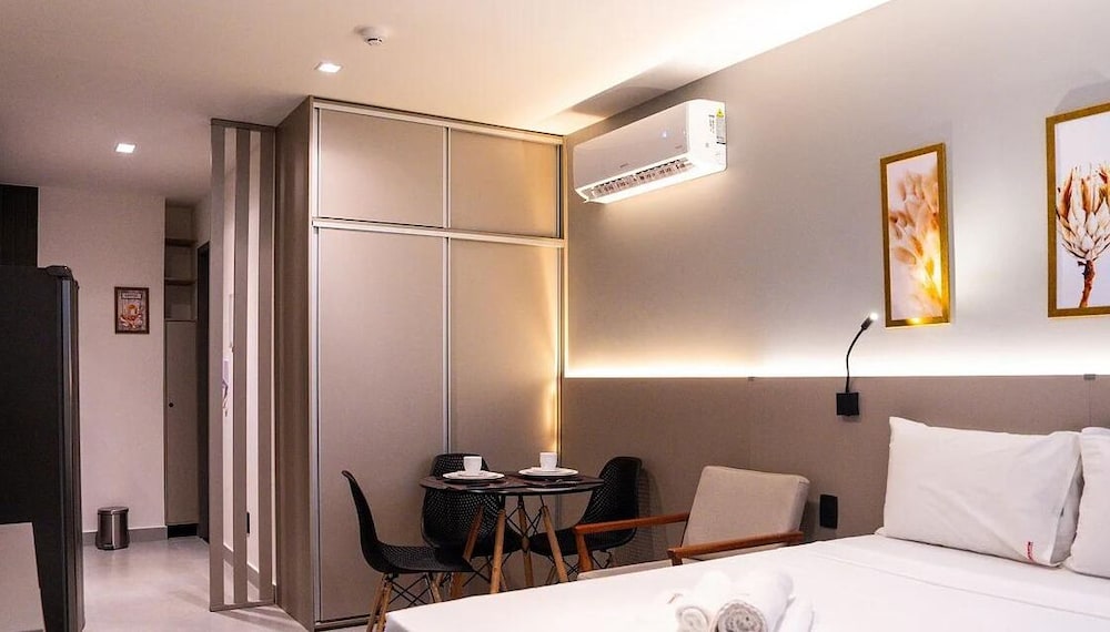 Simple Smart - LikeHome Hospedagens
