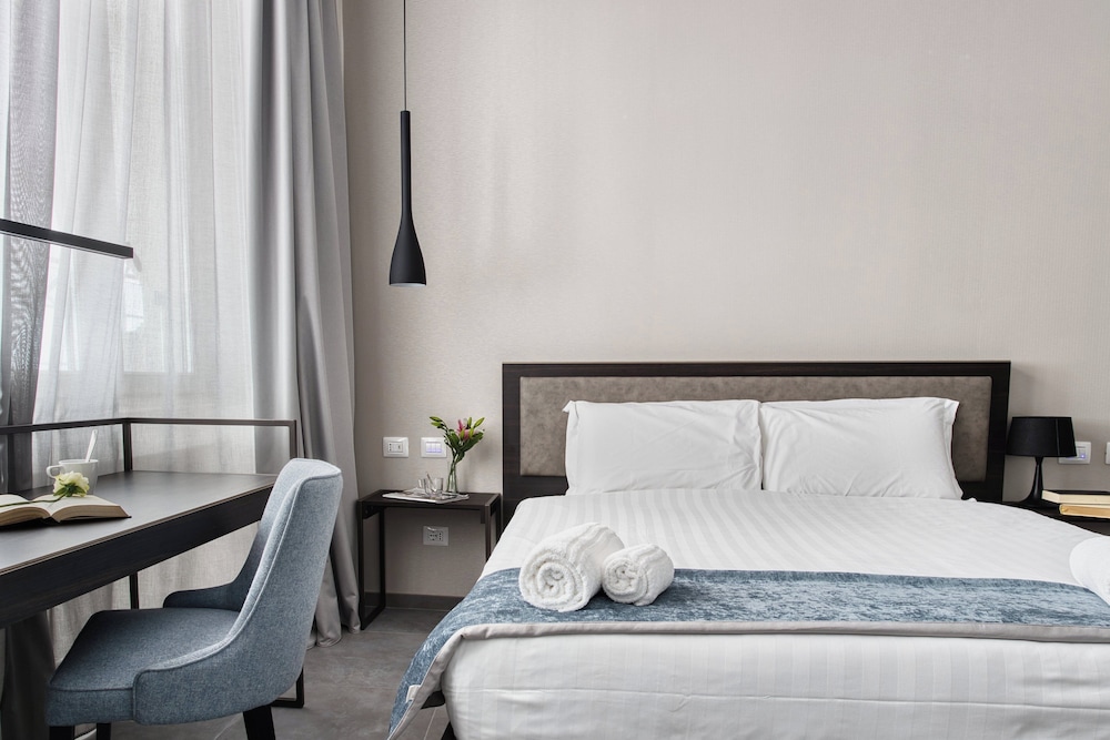 Superb Room for 4 near Duomo di Milano