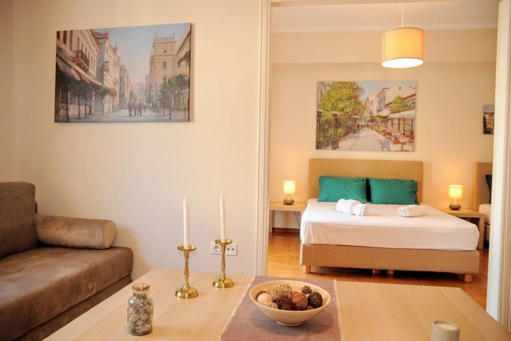 Acropolis Museum Grand Apartment