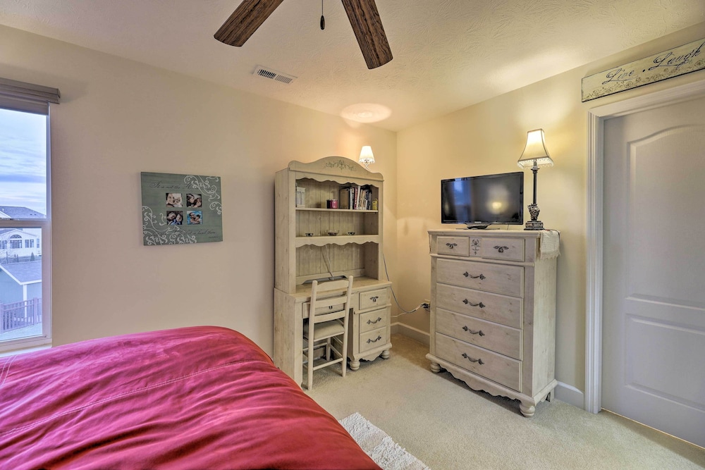Serene Dayton Vacation Rental w/ Large Yard! view 4